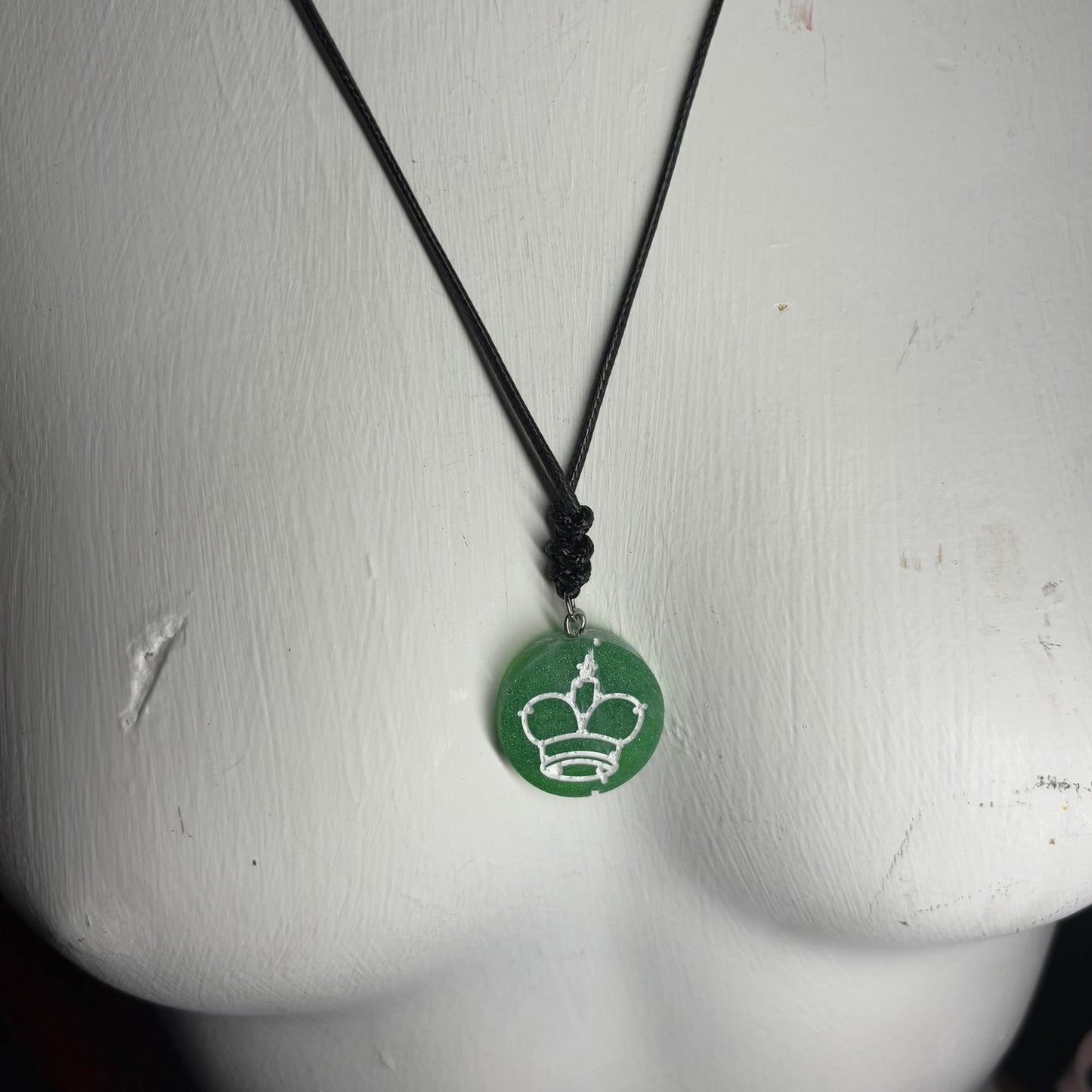 Mint Green King - Handmade Resin Chess Necklace - Flat Edition