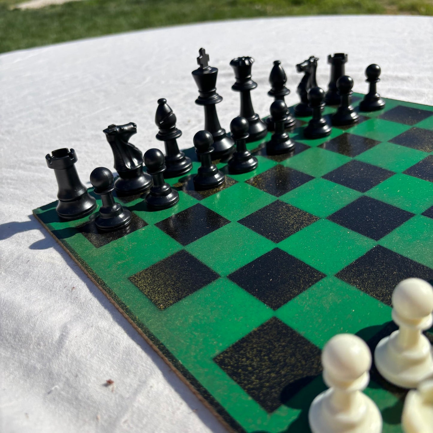 Green & Black - Painted Chess Set