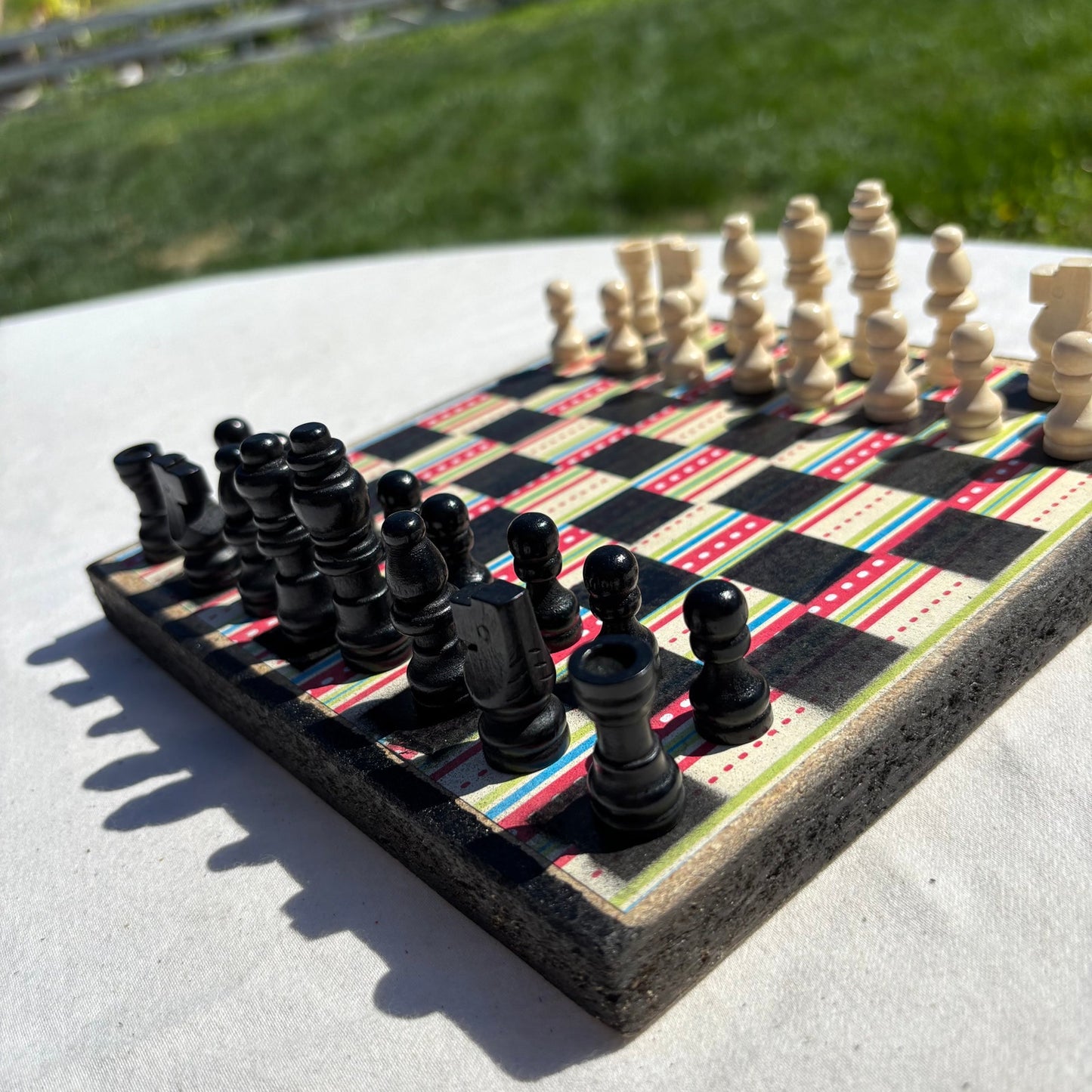 Simplistic Vibes - Scrapbook Chess Set