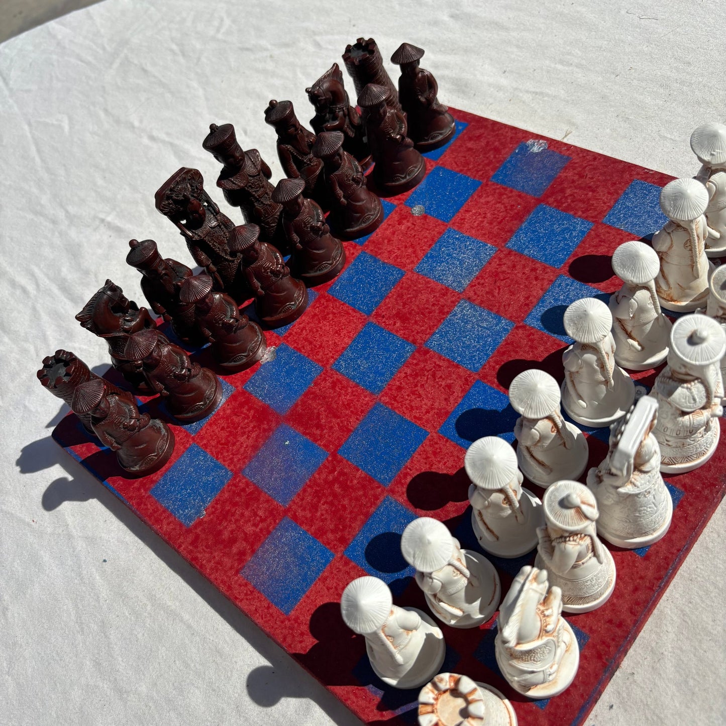 Blue & Red - Chinese Edition Chess Set