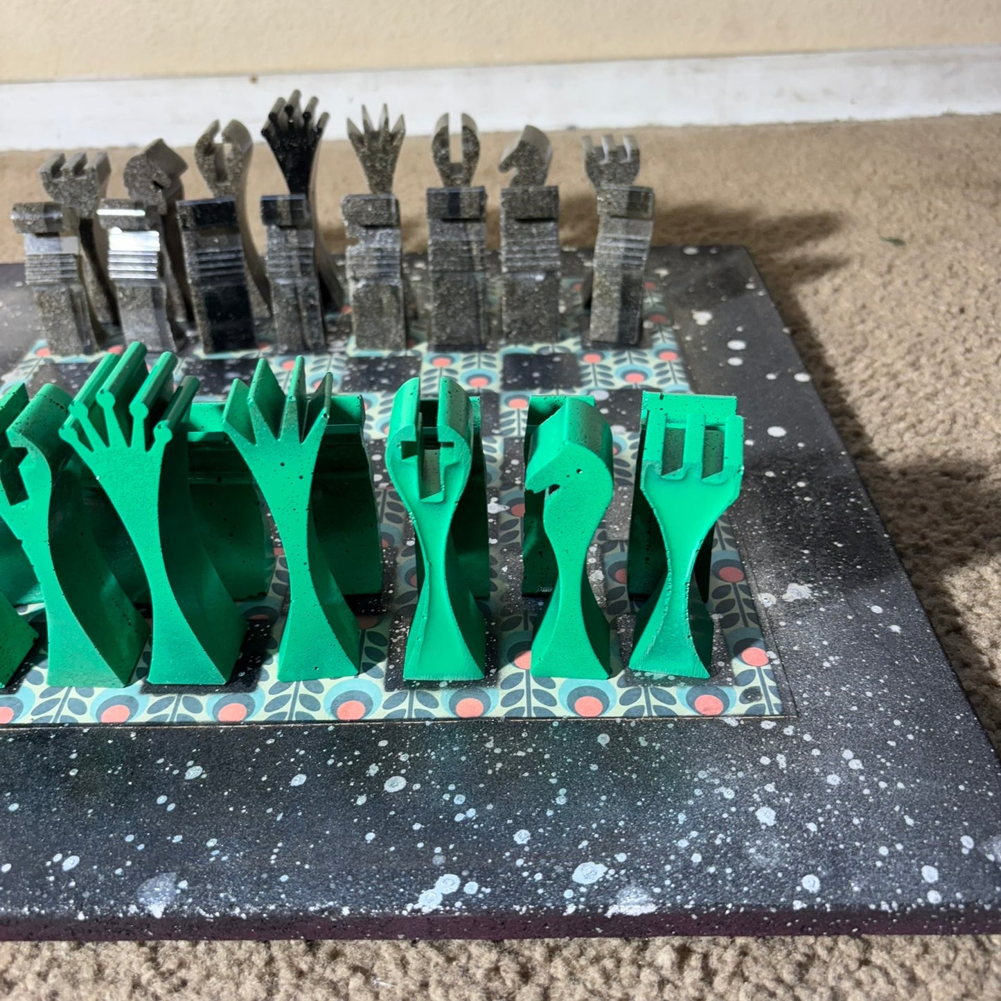 Green Royal - Large Deluxe Chess Set