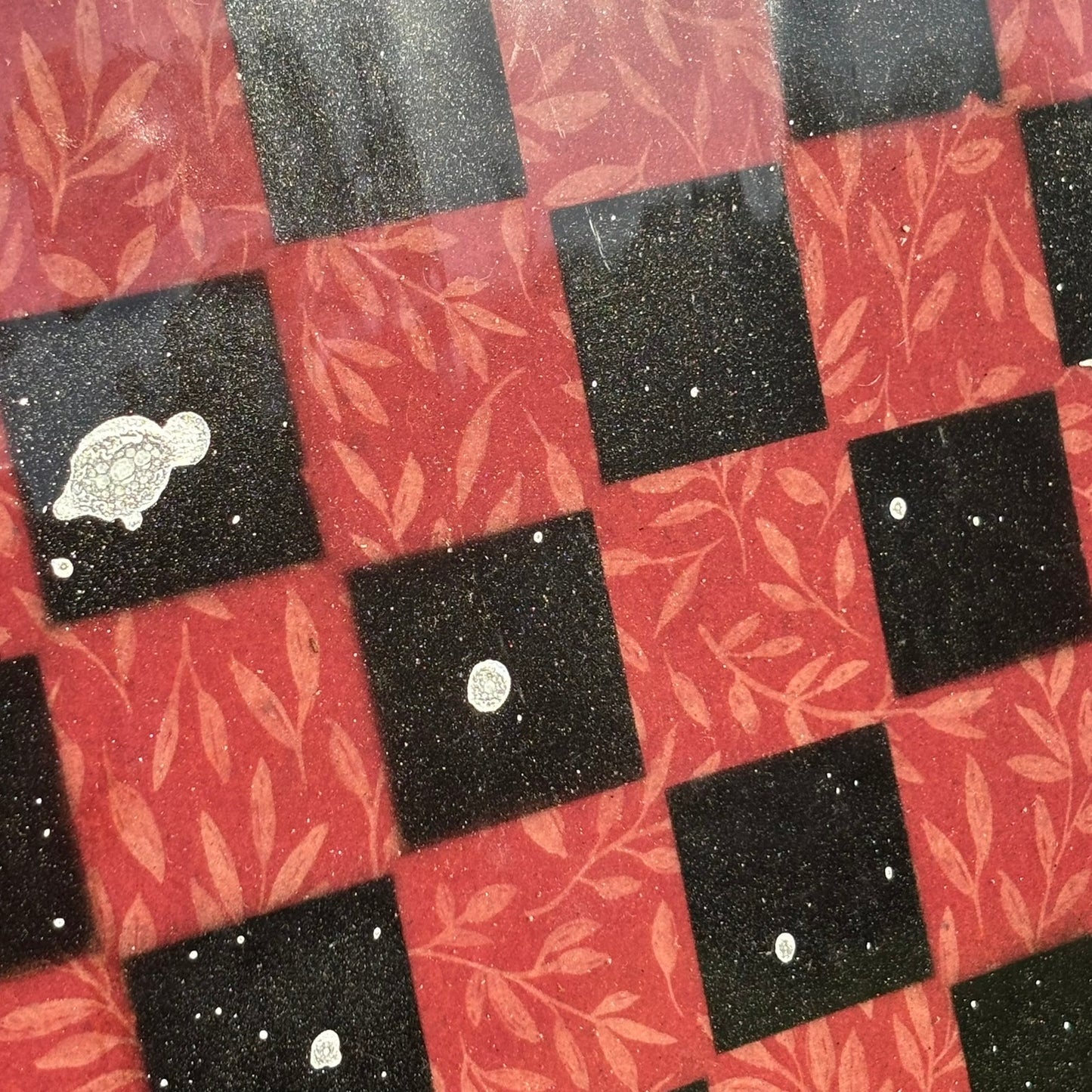 Red Flowers Pattern - Resin Coated Chess Board