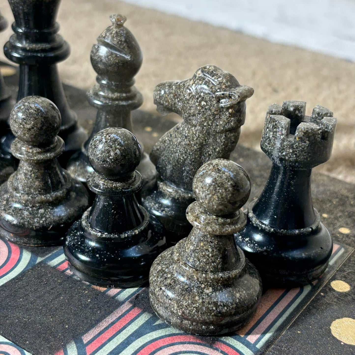 Retro Vintage - Large Deluxe Chess Set