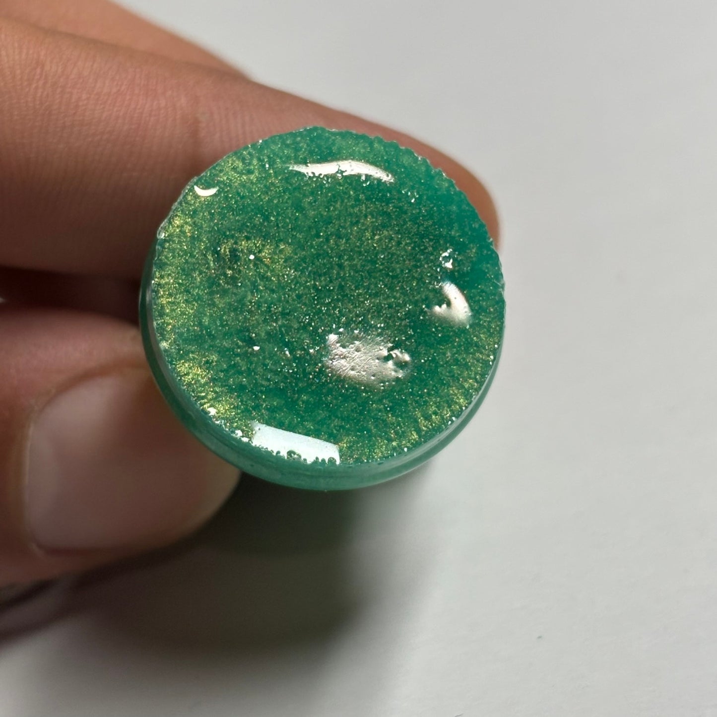 Solid Green Knight - Handmade Resin Keychain