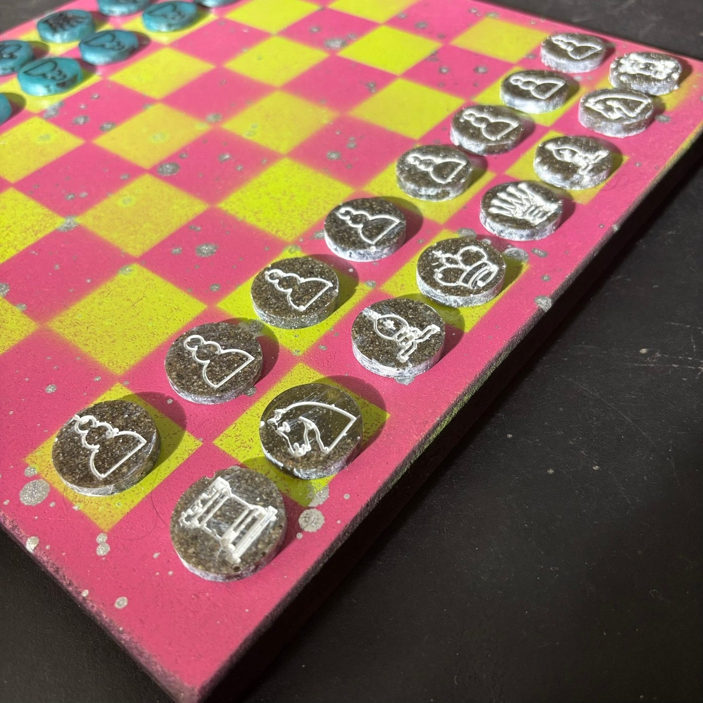 Neon Green Pink - Painted Chess Set