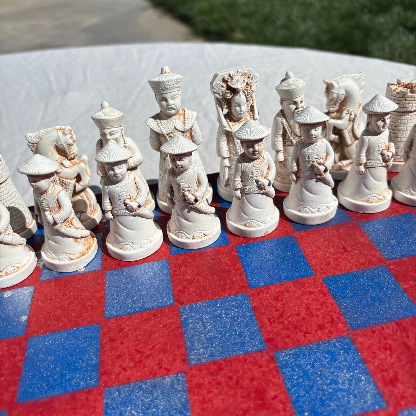 Blue & Red - Chinese Edition Chess Set