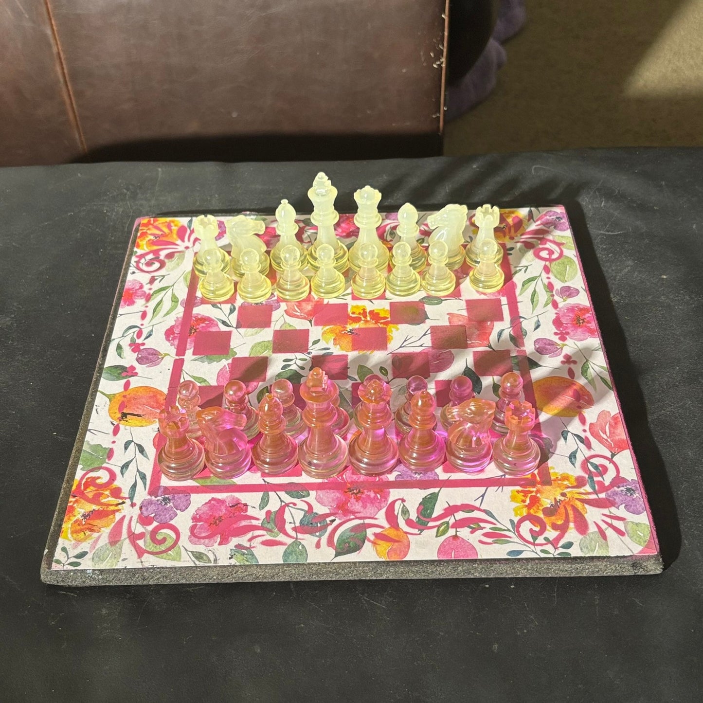 Supreme Pink Flowers - Scrapbook Chess Set