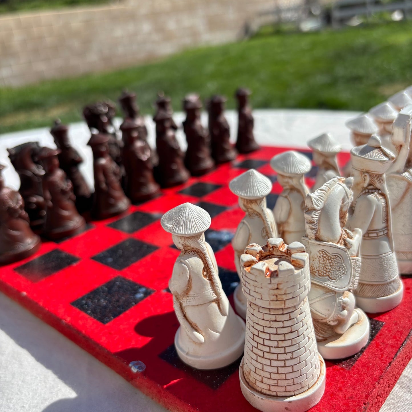 Candy Red & Black - Chinese Edition Chess Set