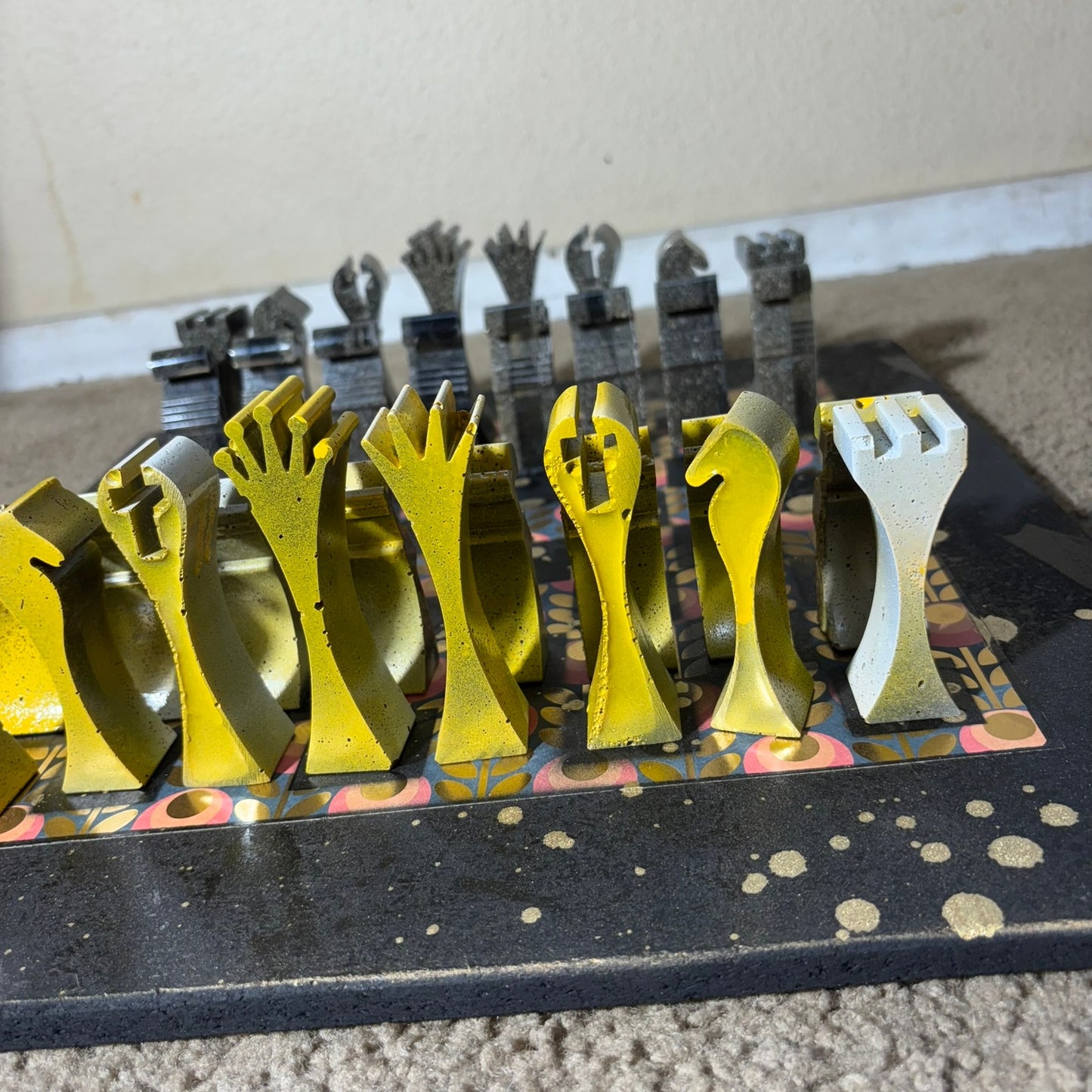 Yellow Golden Hue - Large Deluxe Chess Set