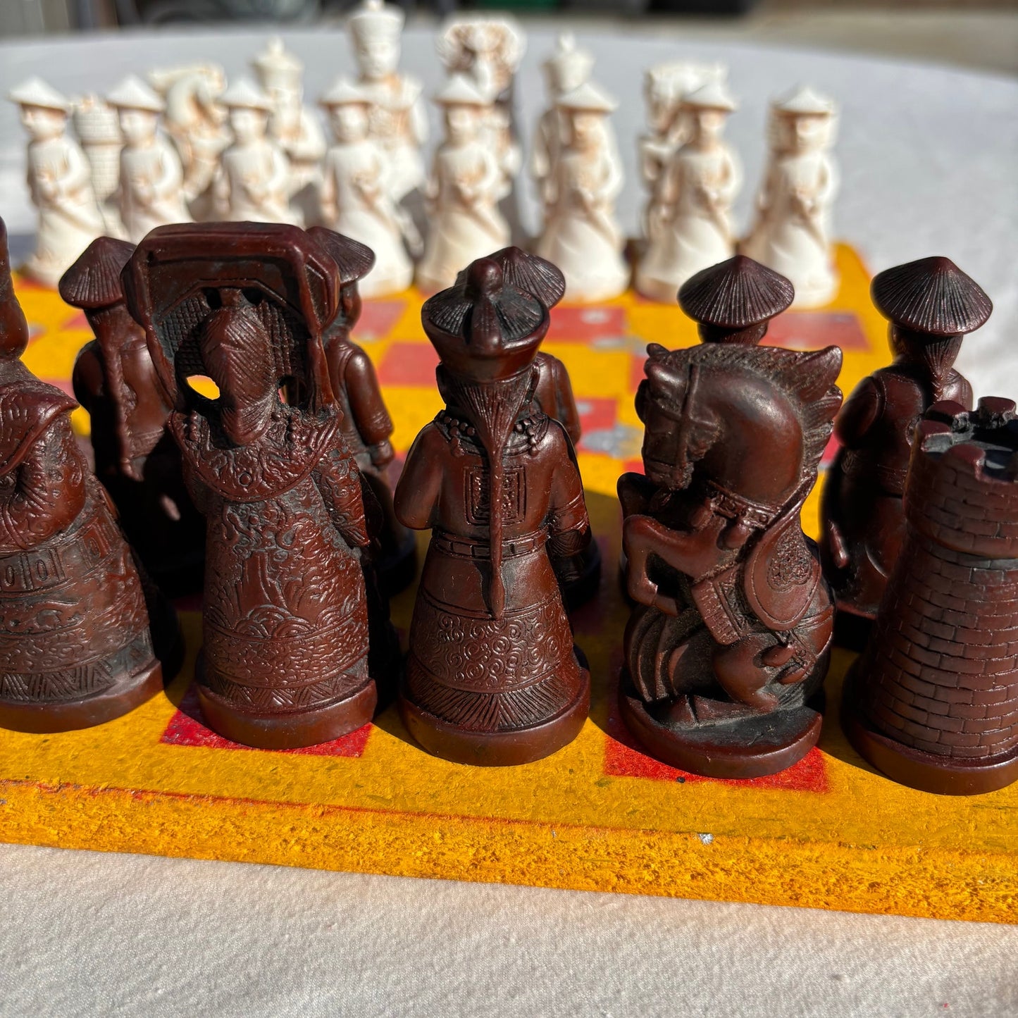 Spartan Yellow & Red - Chinese Edition Chess Set