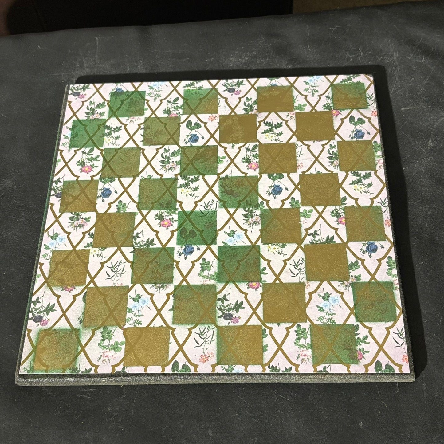 Golden Green Flowers - Scrapbook Chess Set