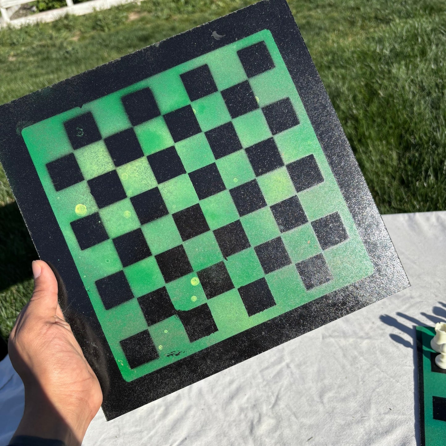 Green & Black - Painted Chess Set