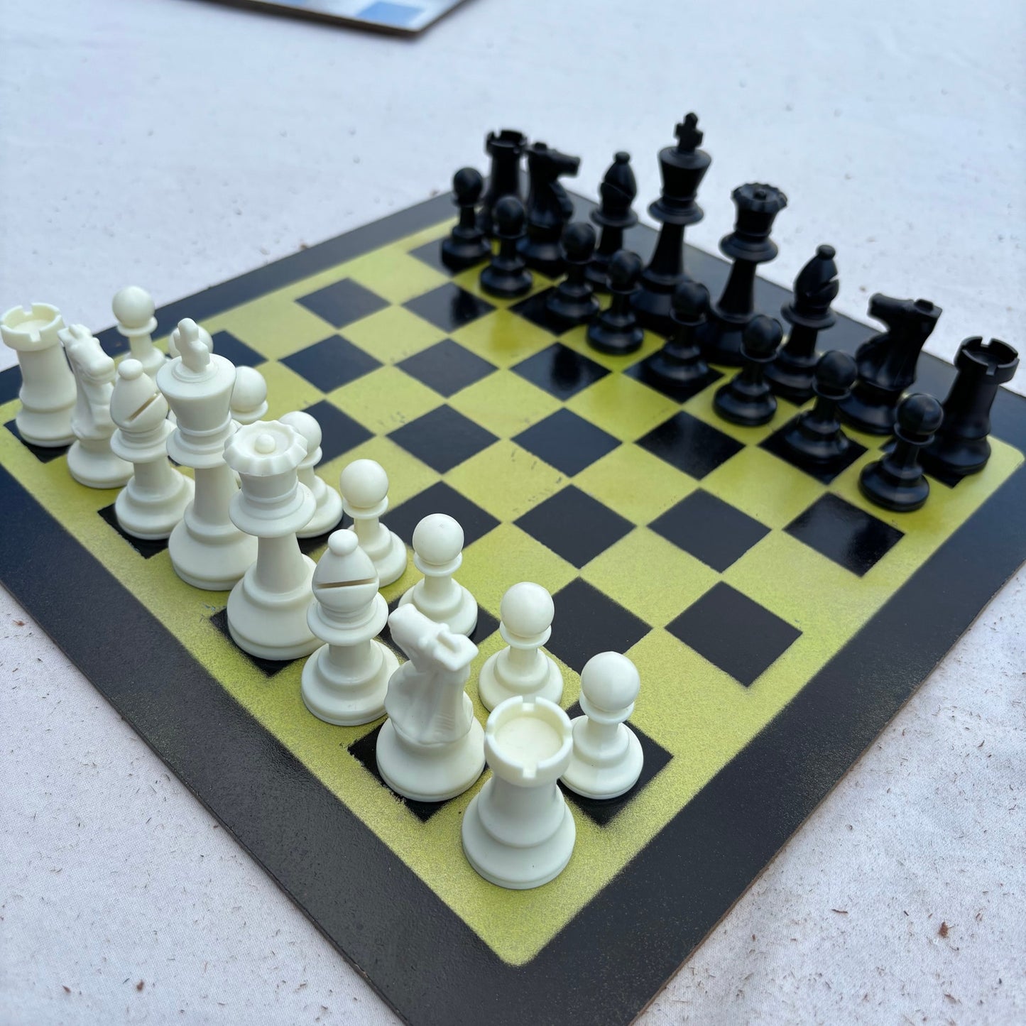 Splendid Green - Painted Chess Set