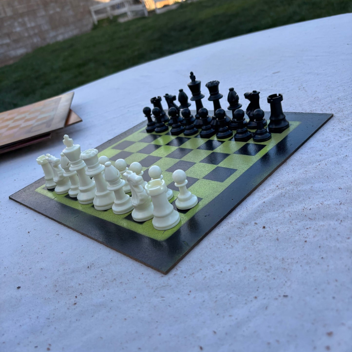 Green & Black - Painted Chess Set