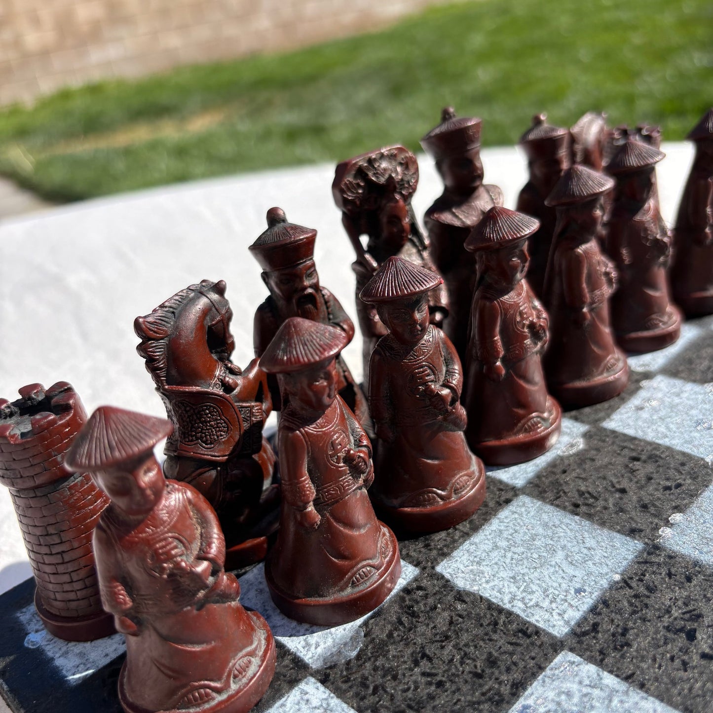 Black & White - Chinese Edition Chess Set