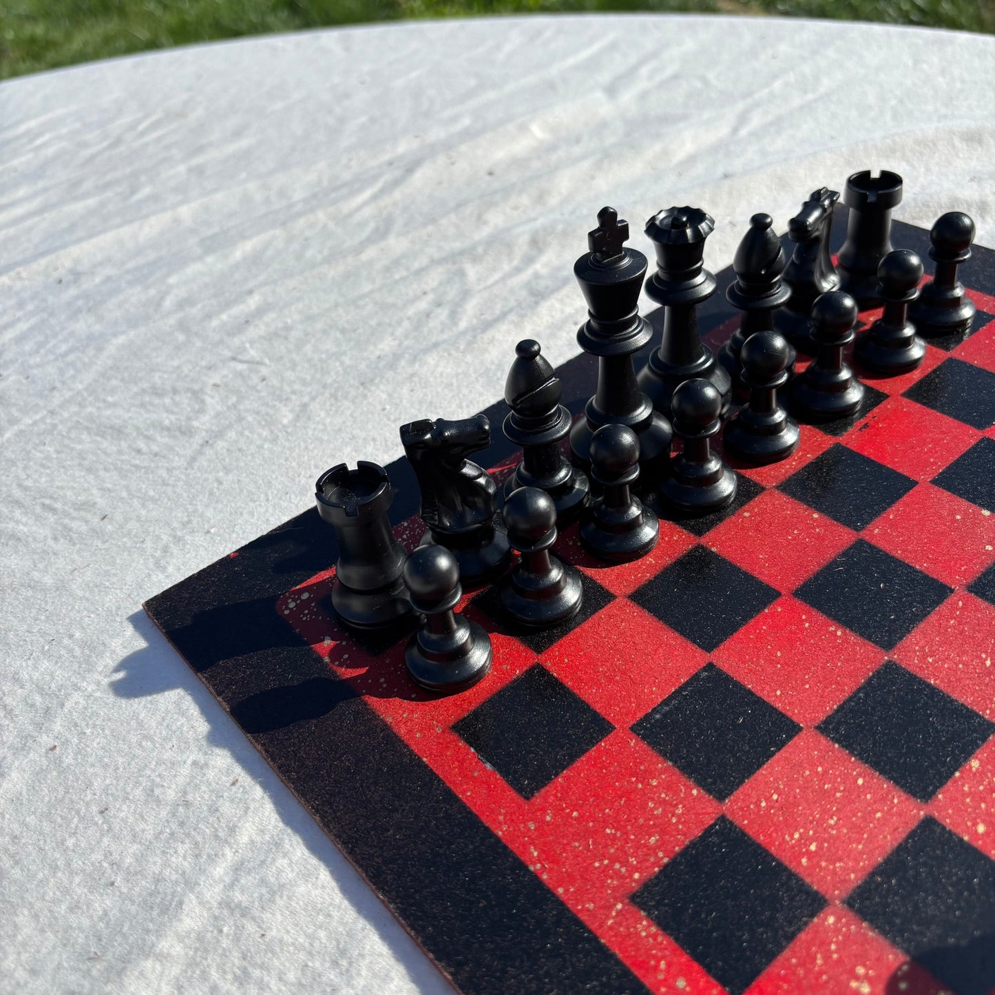 Simple Red - Painted Chess Set