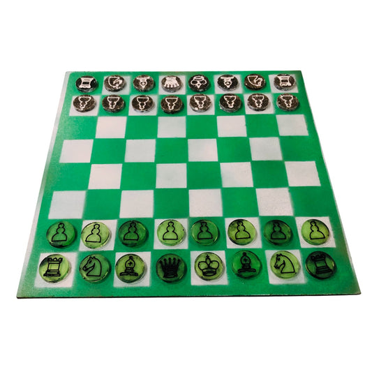 Green & White - Painted Chess Set