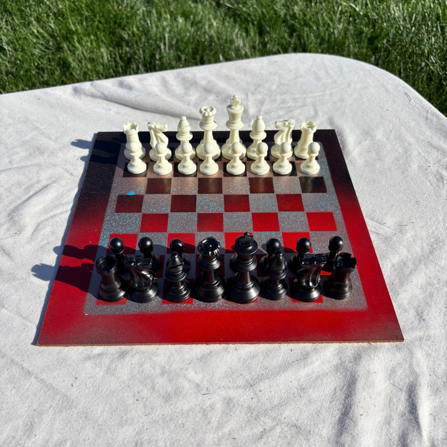 Speckled Golden Red - Painted Chess Set