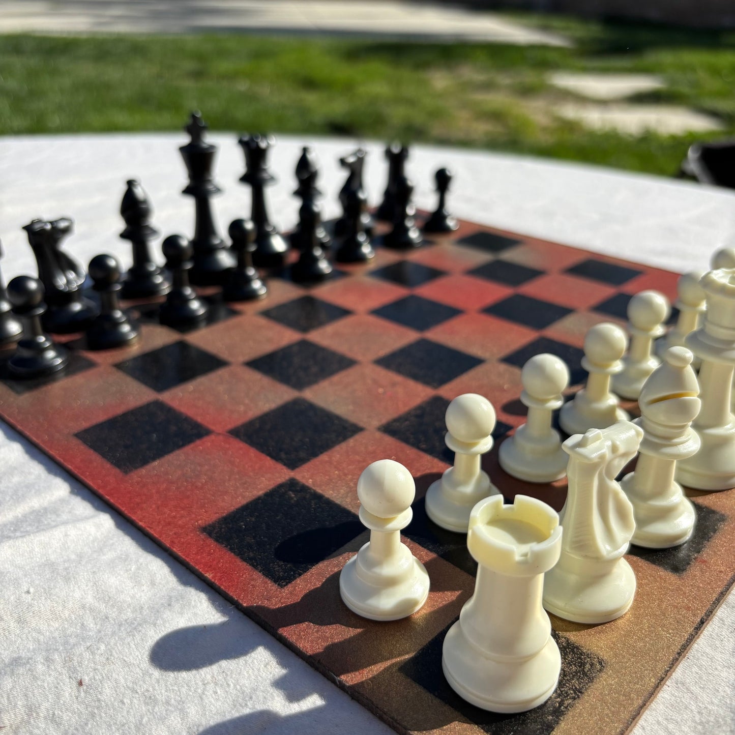 Goldish Red - Painted Chess Set