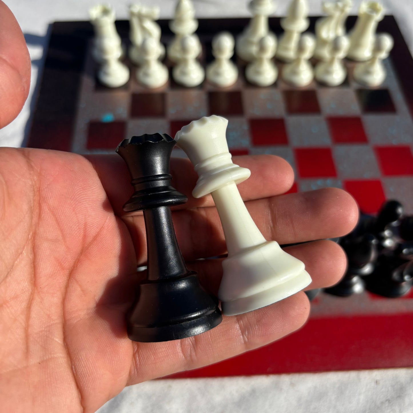 Speckled Golden Red - Painted Chess Set