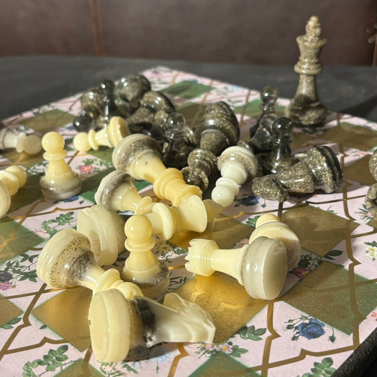 Golden Green Flowers - Scrapbook Chess Set