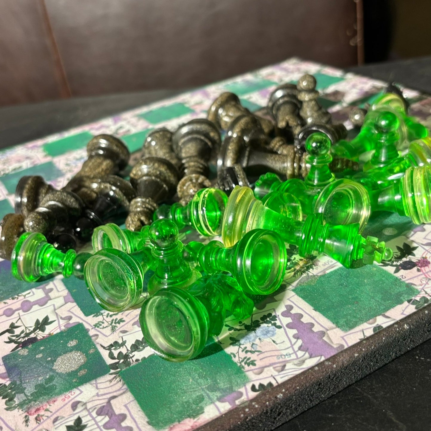 Puzzled Green - Scrapbook Chess Set