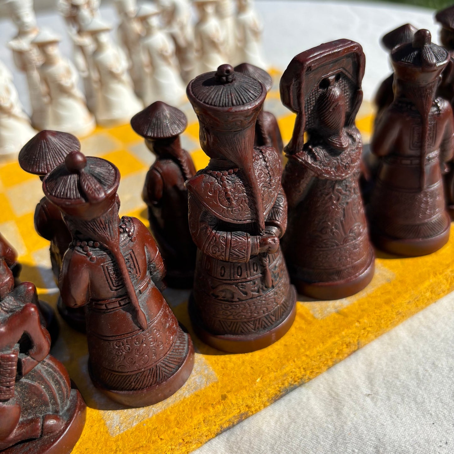 Golden Yellow - Chinese Edition Chess Set