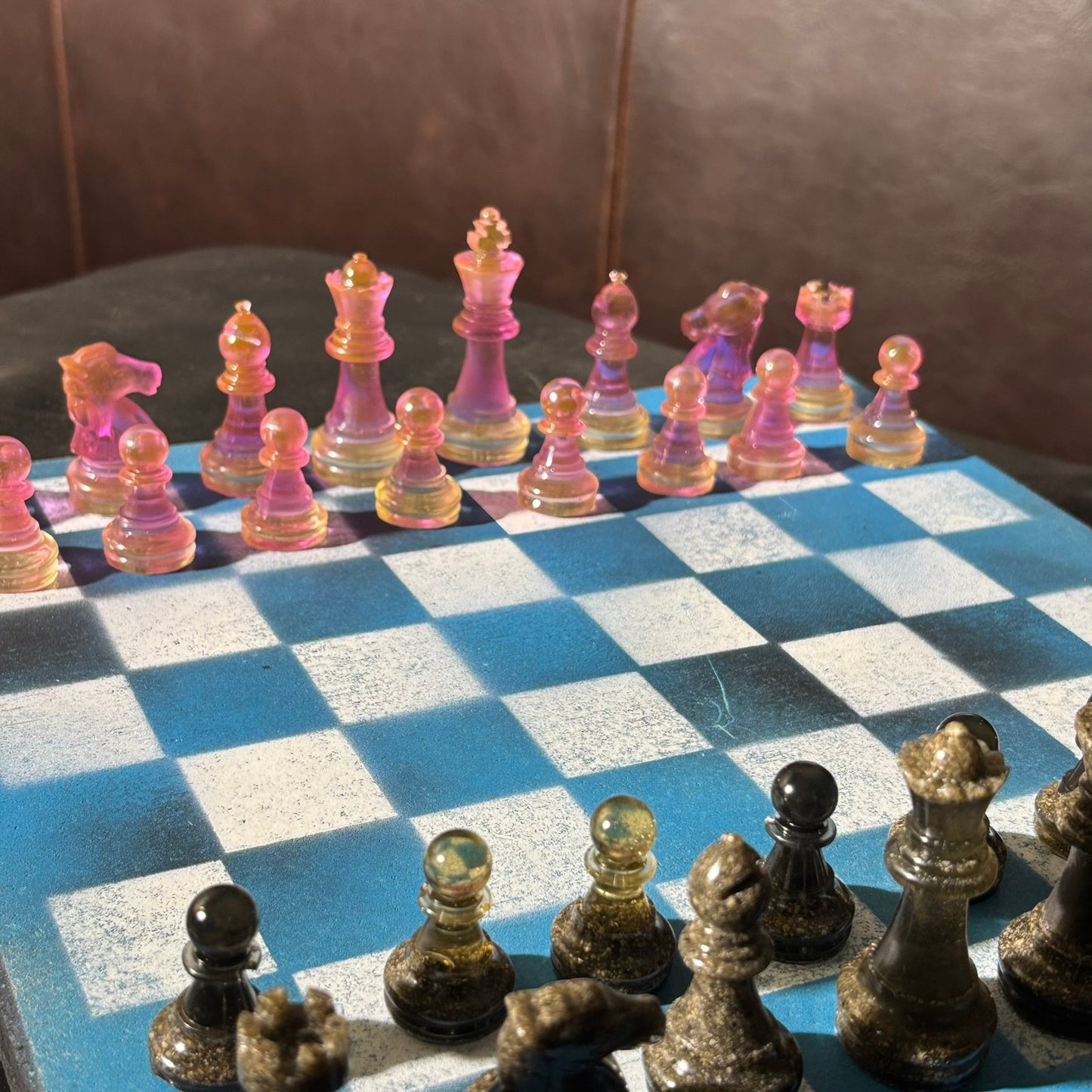 Blue & Pink Mesh - Painted Chess Set