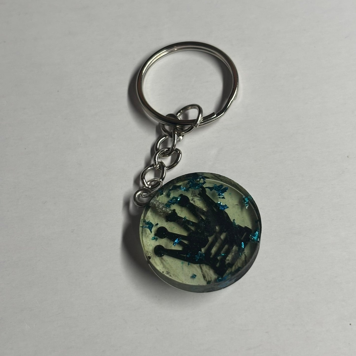 Green Black Queen - Handmade Resin Keychain