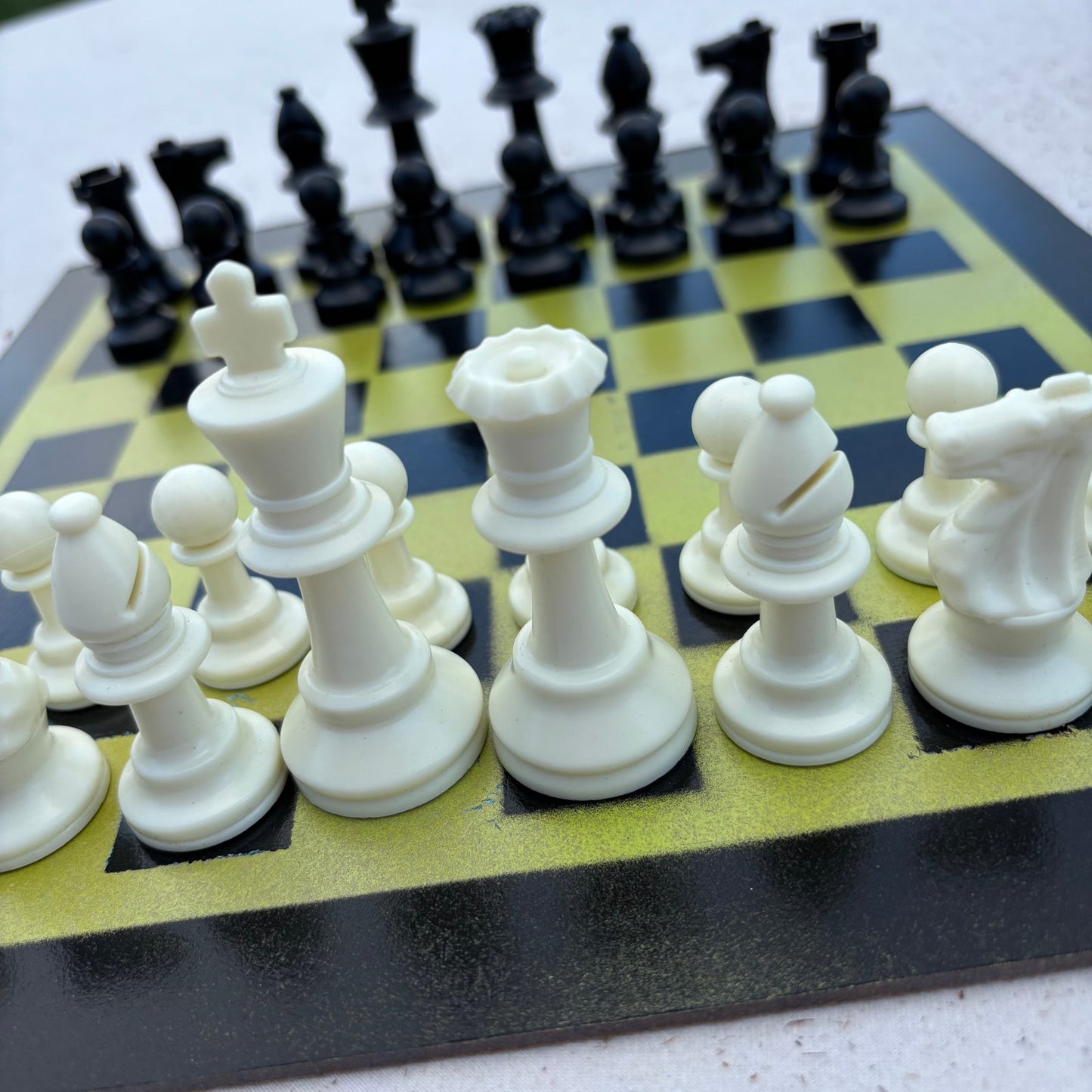 Splendid Green - Painted Chess Set