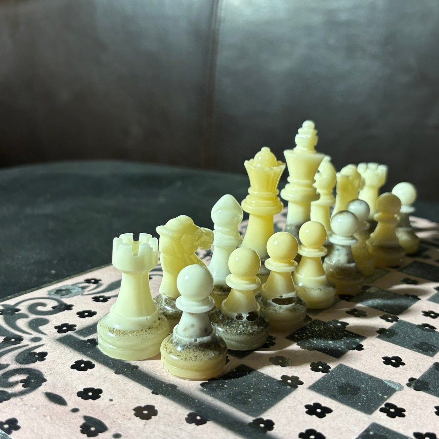 Black Mini Flowers - Scrapbook Chess Set