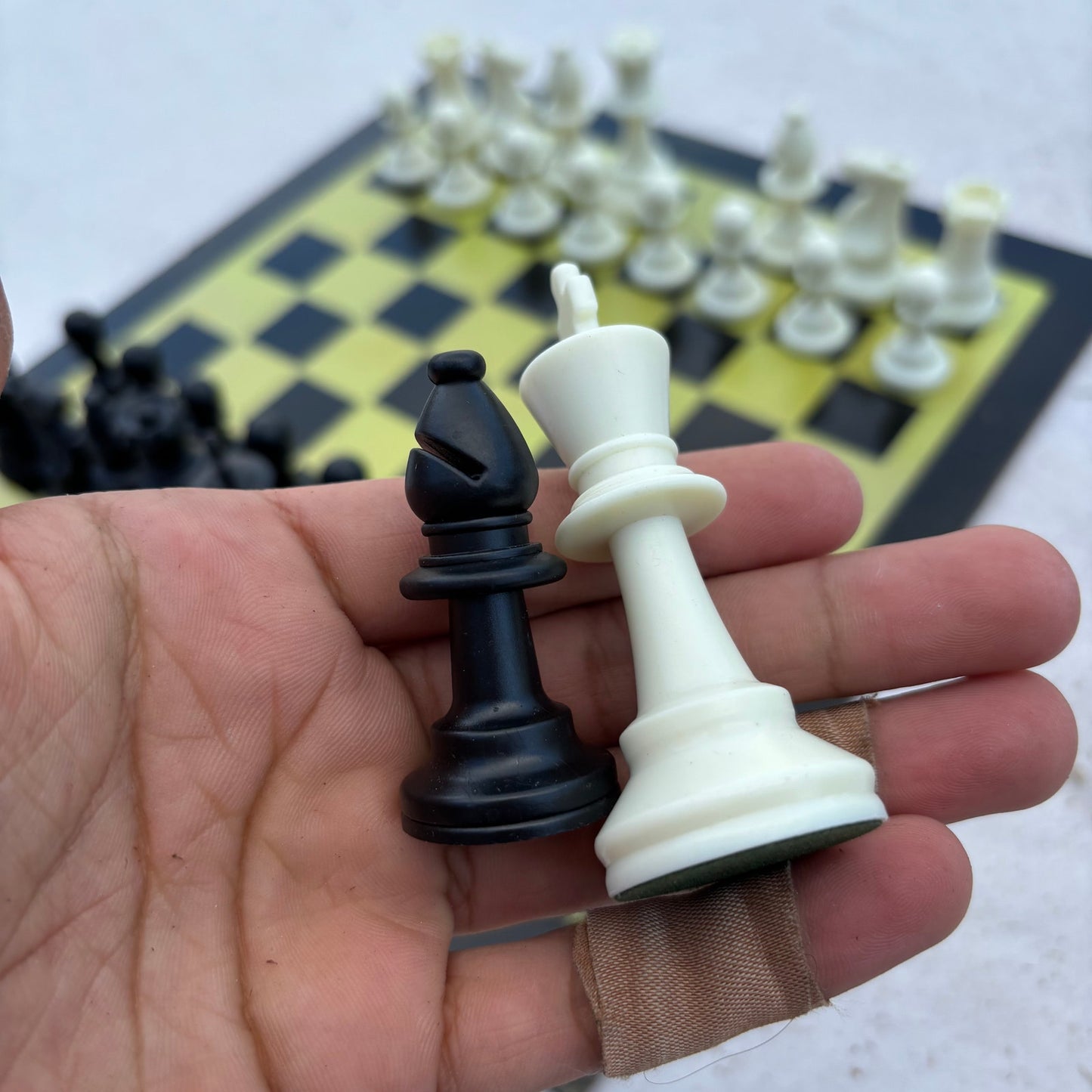Splendid Green - Painted Chess Set