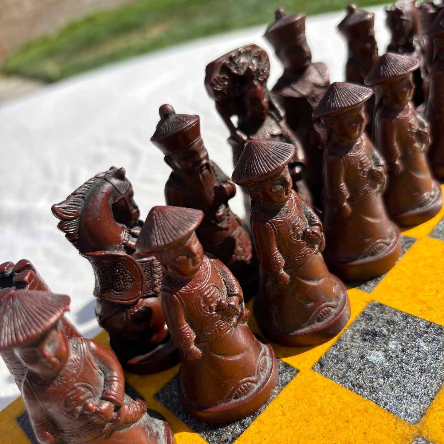 Black & Yellow Splatter - Chinese Edition Chess Set