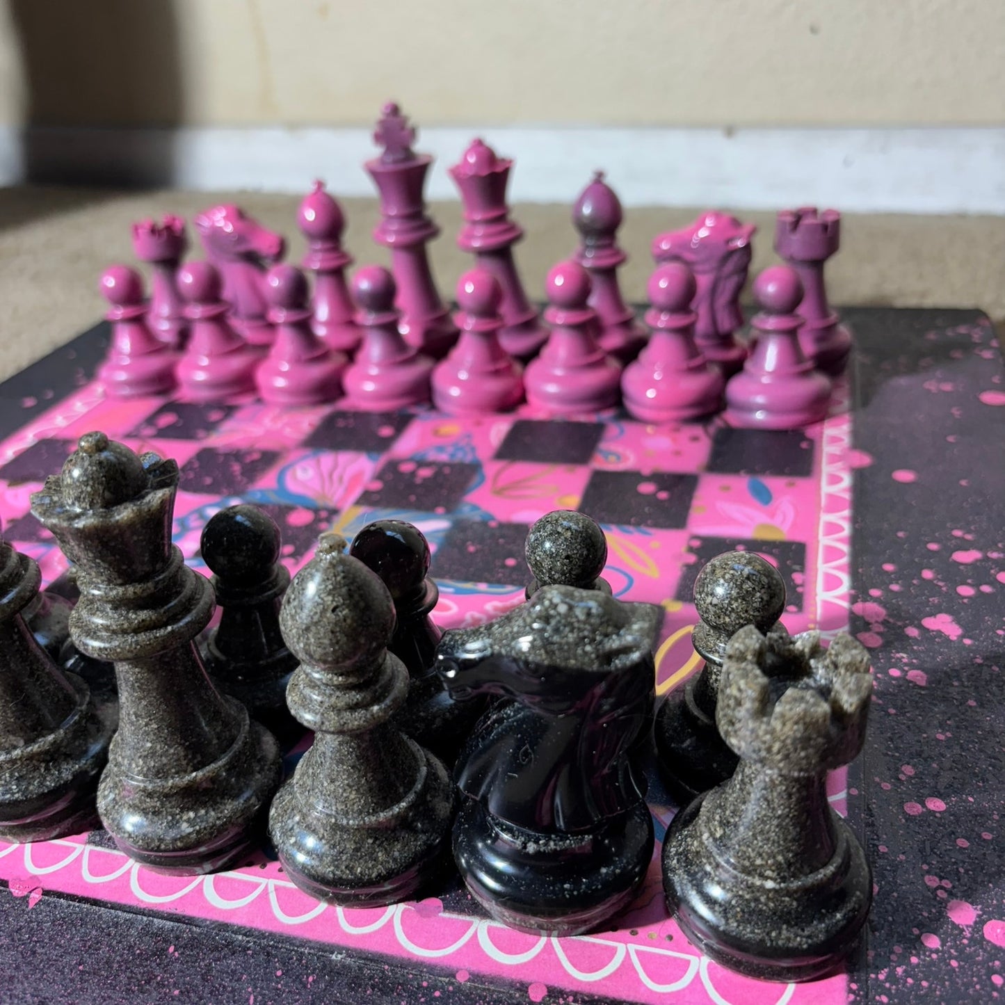 Butterfly Pink - Large Deluxe Chess Set