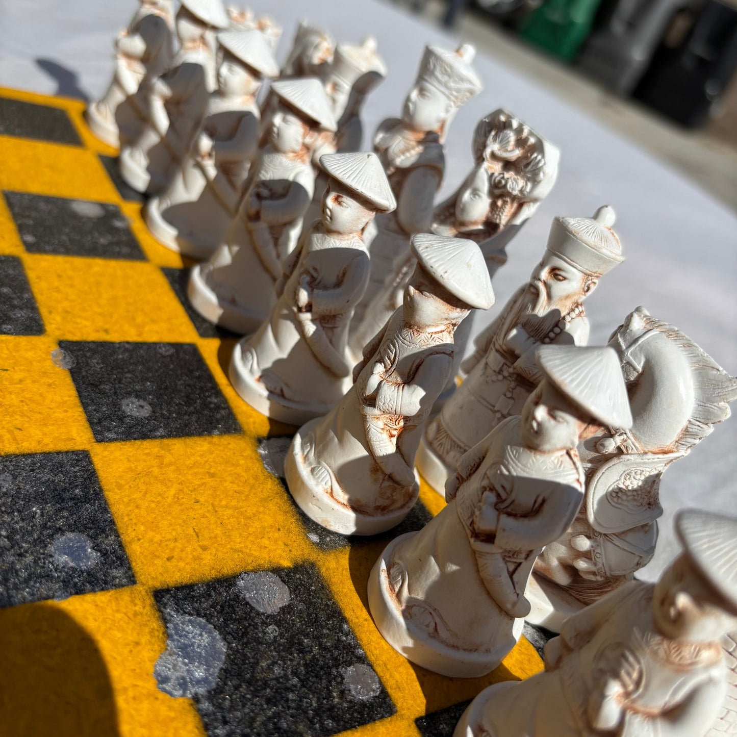 Black & Yellow Splatter - Chinese Edition Chess Set
