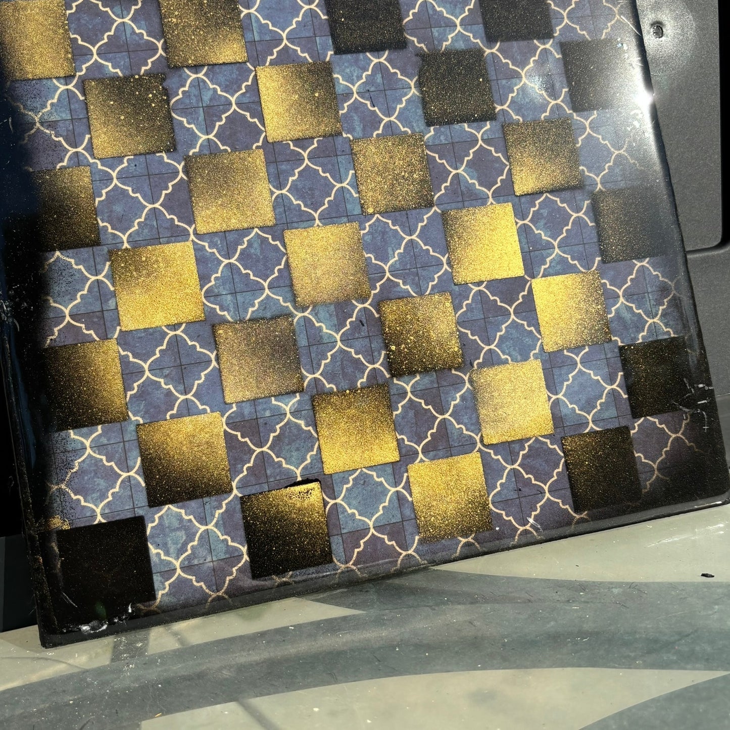 Blue Stem Patterned Gold Splash - Resin Coated Chess Board