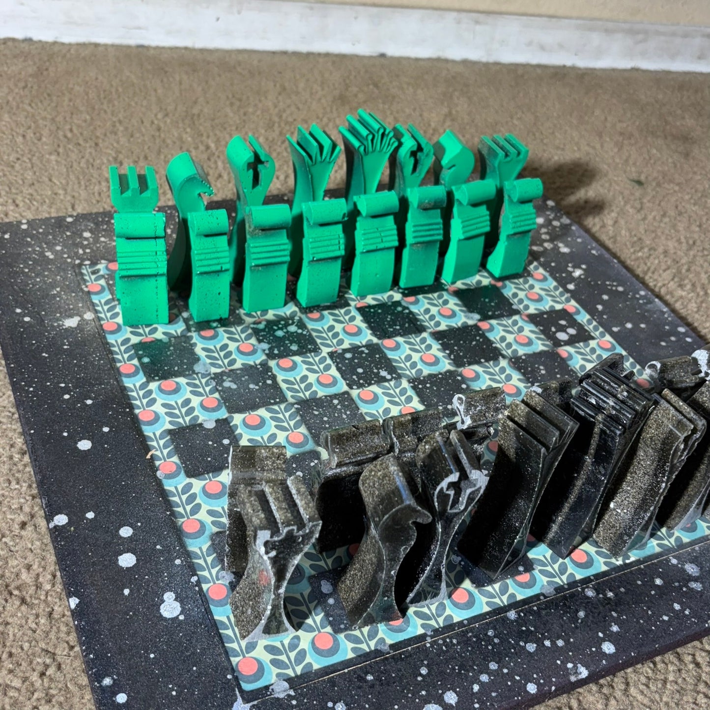 Green Royal - Large Deluxe Chess Set