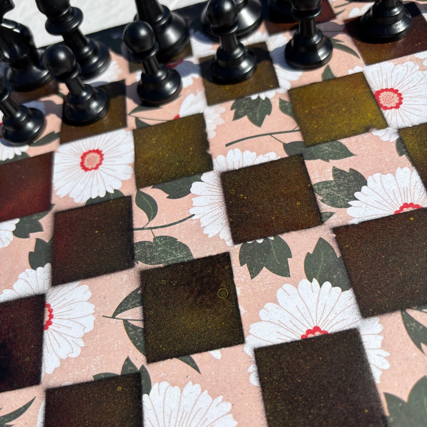 Vintage Flowers - Scrapbook Chess Set