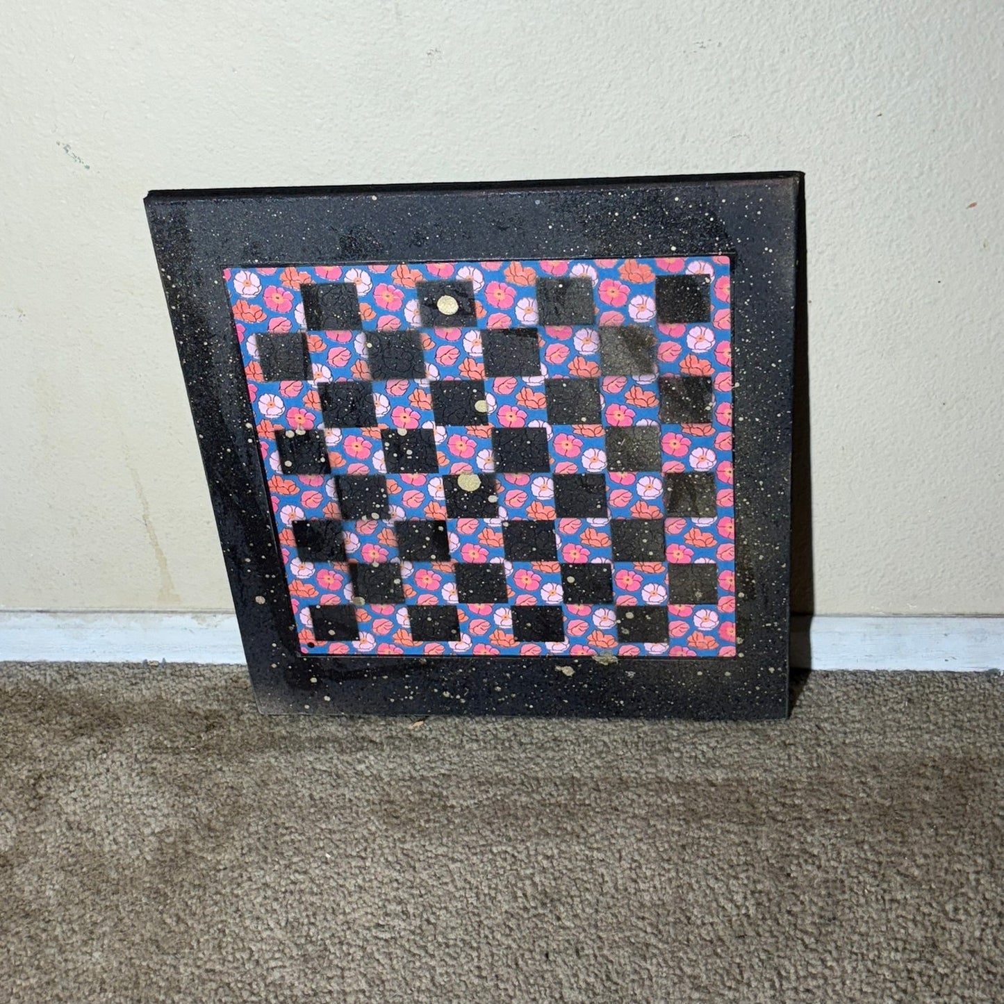 Supreme Flowers With Golden Hue - Large Scrapbook Chess Board
