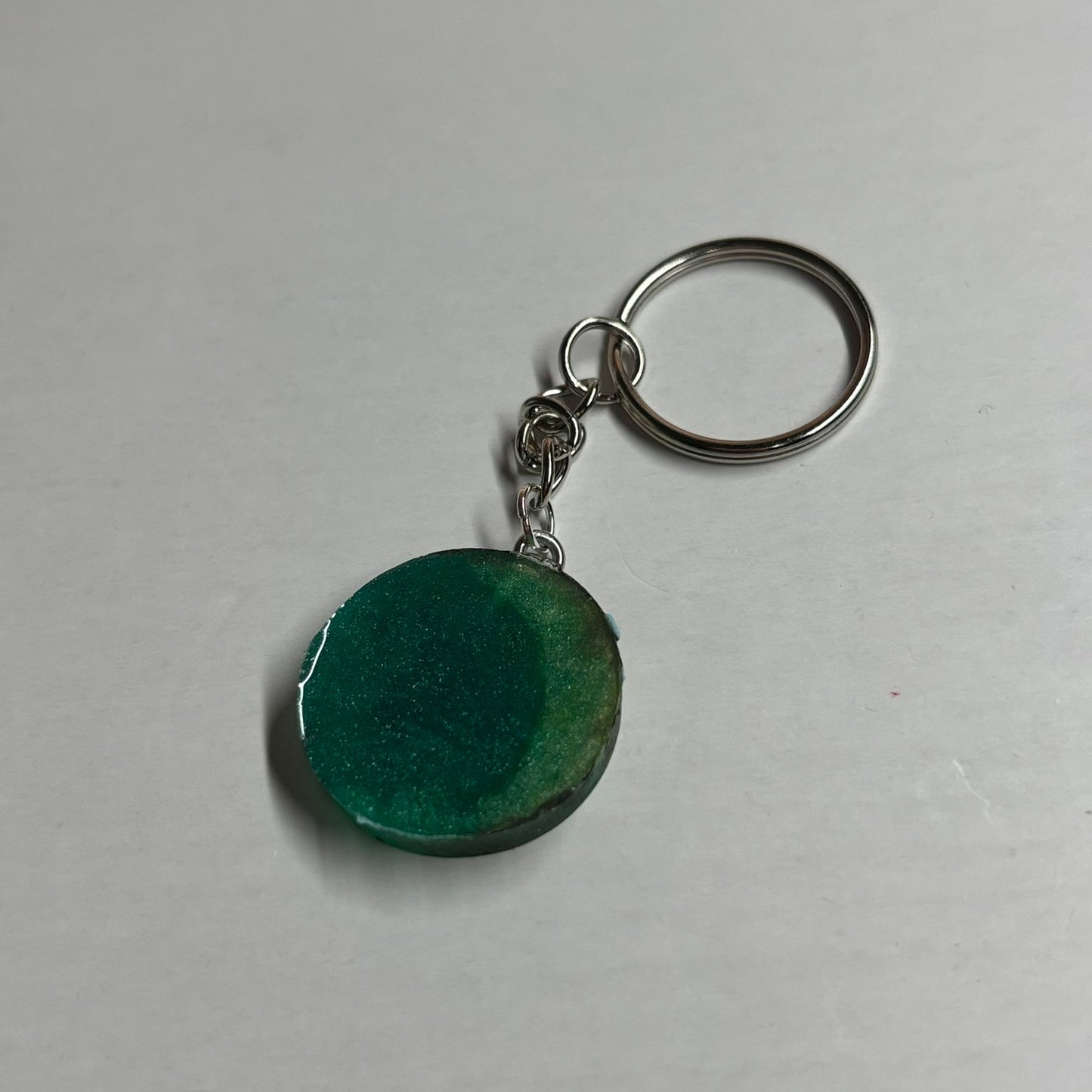 Dark Green Queen - Handmade Resin Keychain