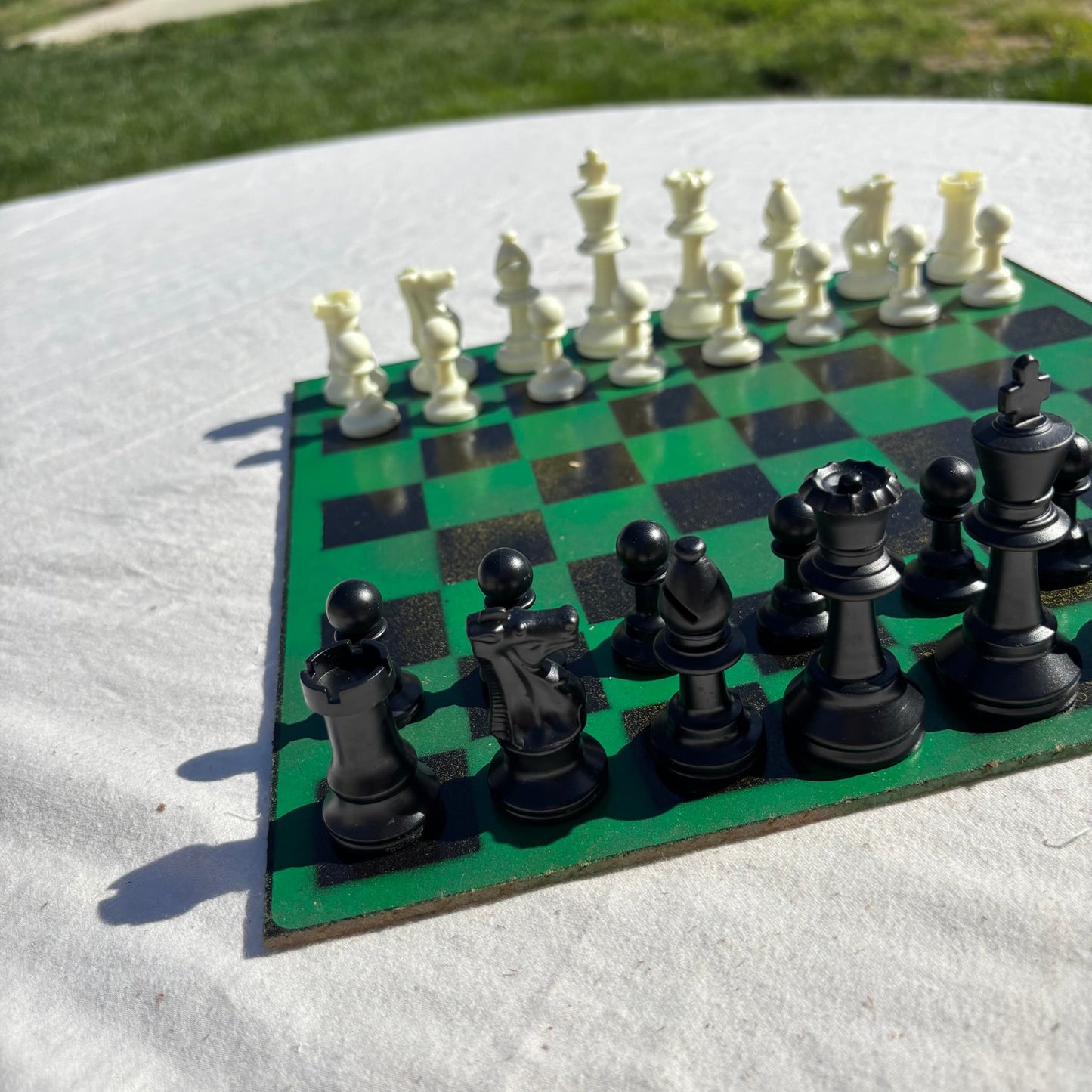 Green & Black - Painted Chess Set