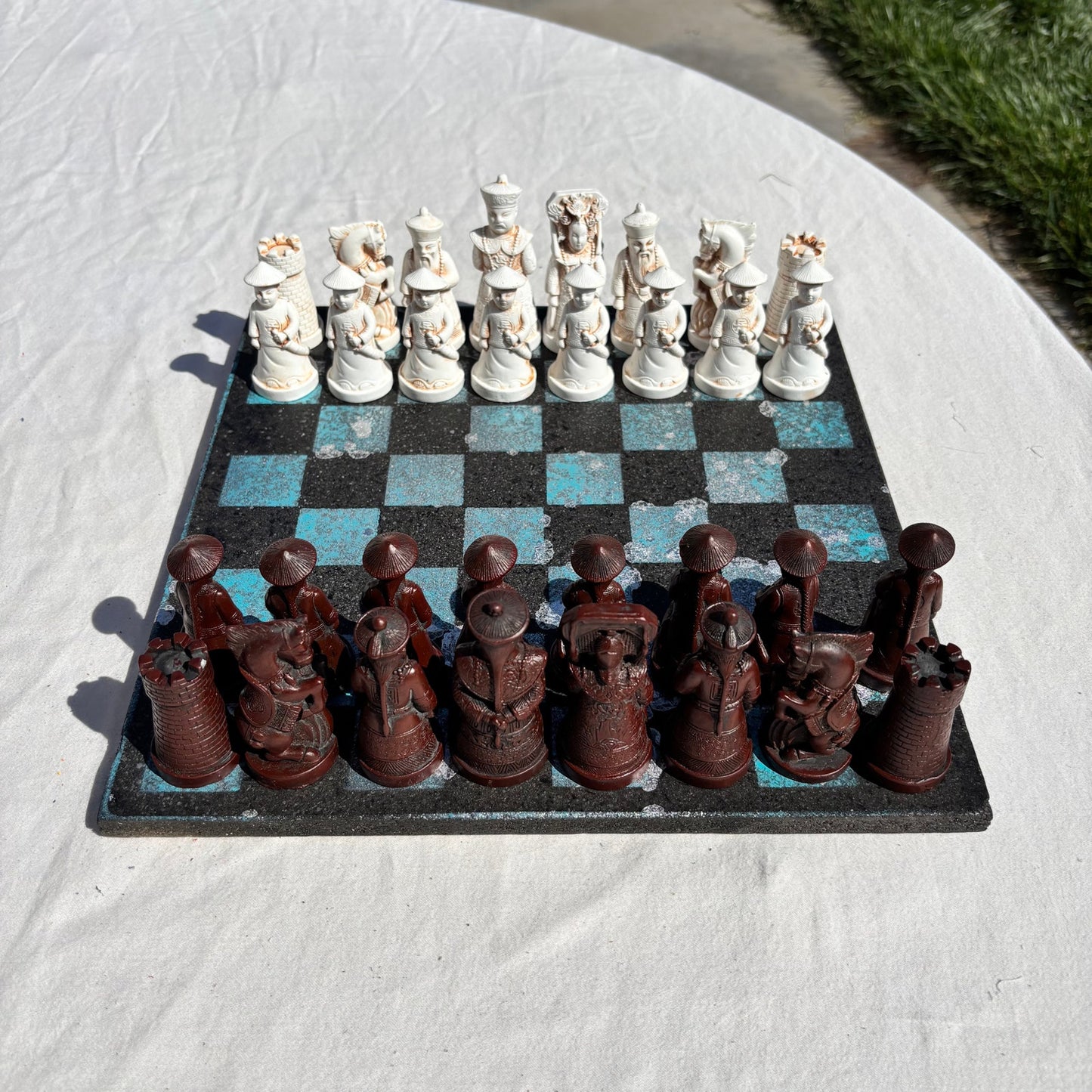 Black & Blue - Chinese Edition Chess Set