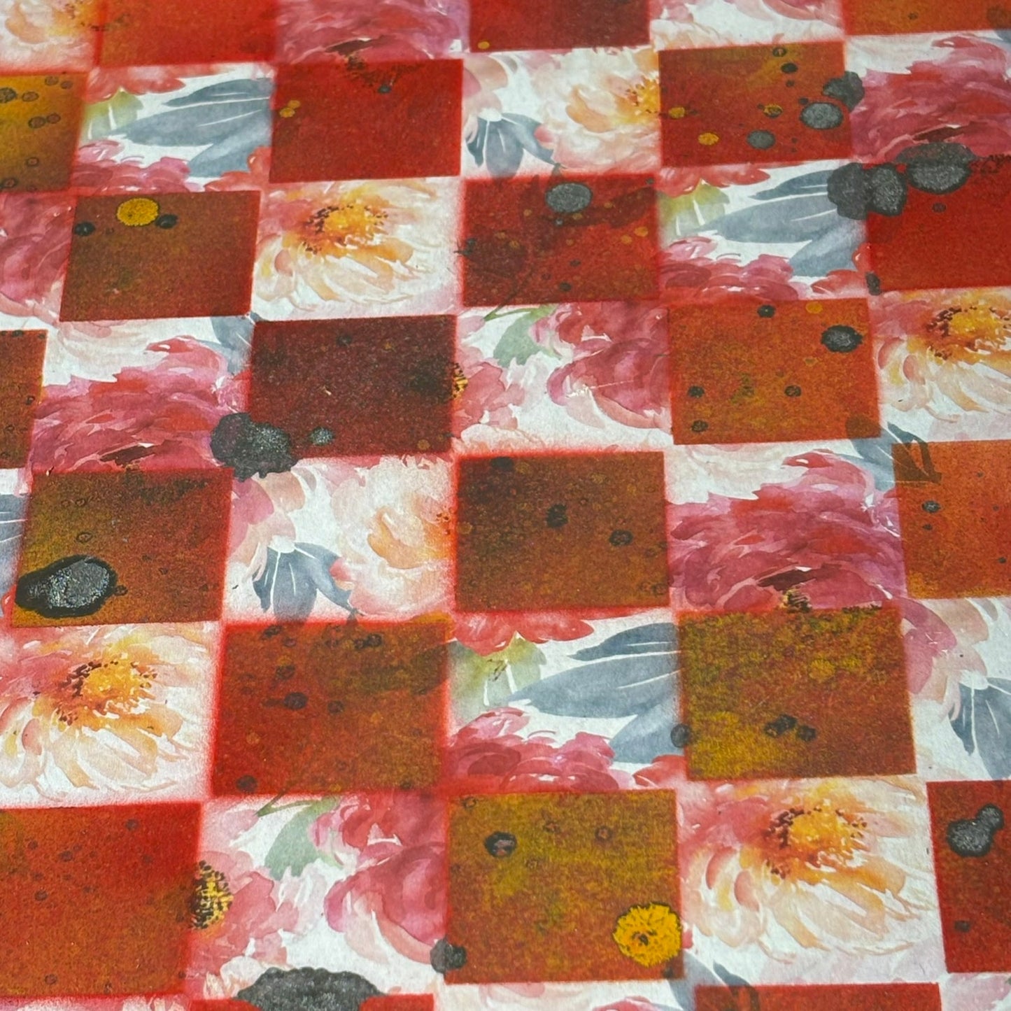 Opal Fire Red Flower - Scrapbook Chess Set