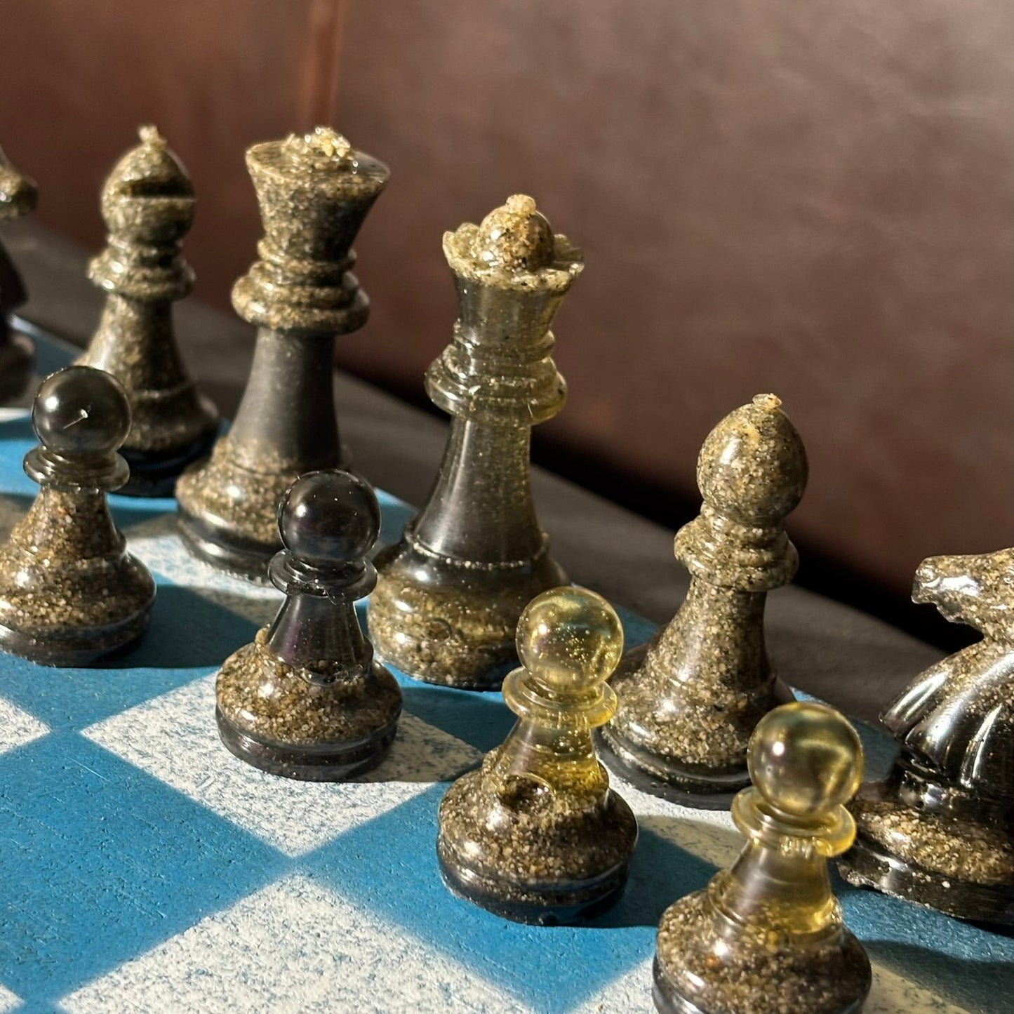Blue & Pink Mesh - Painted Chess Set