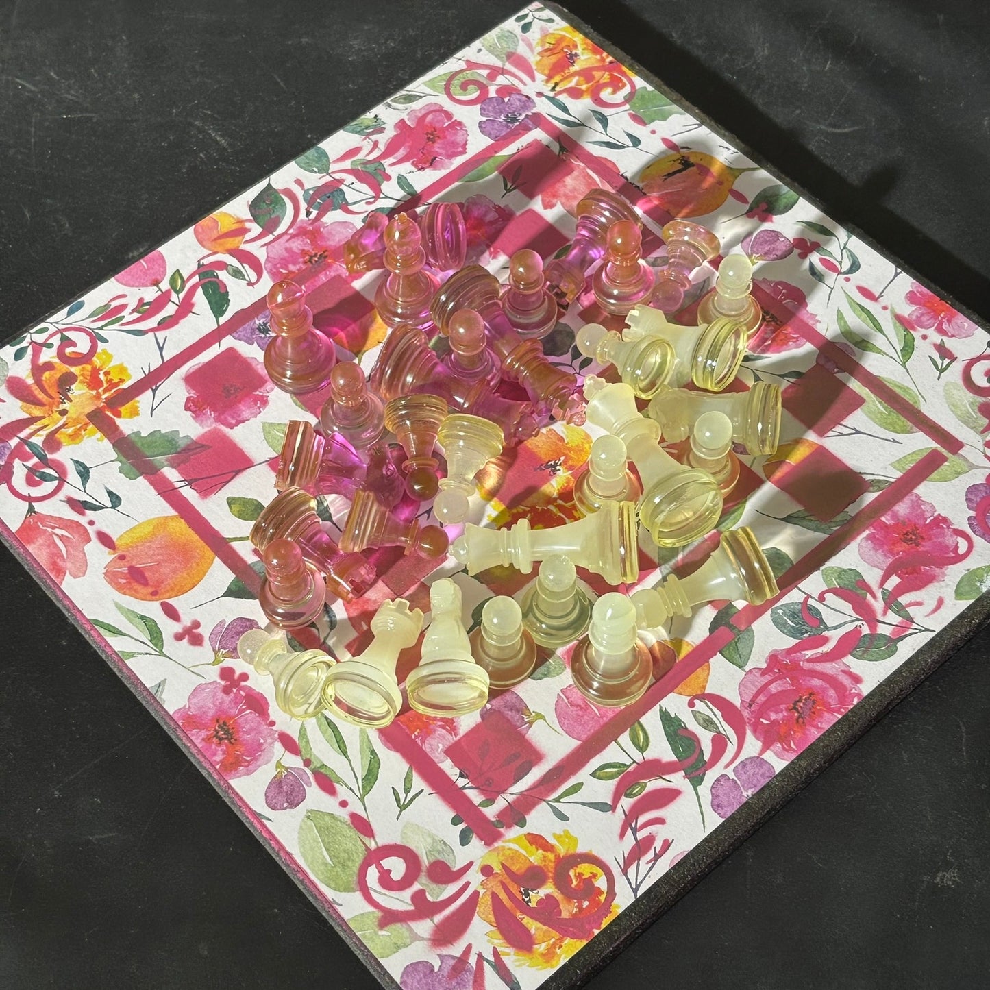 Supreme Pink Flowers - Scrapbook Chess Set