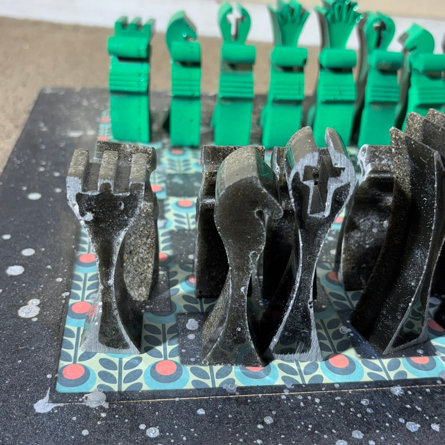Green Royal - Large Deluxe Chess Set