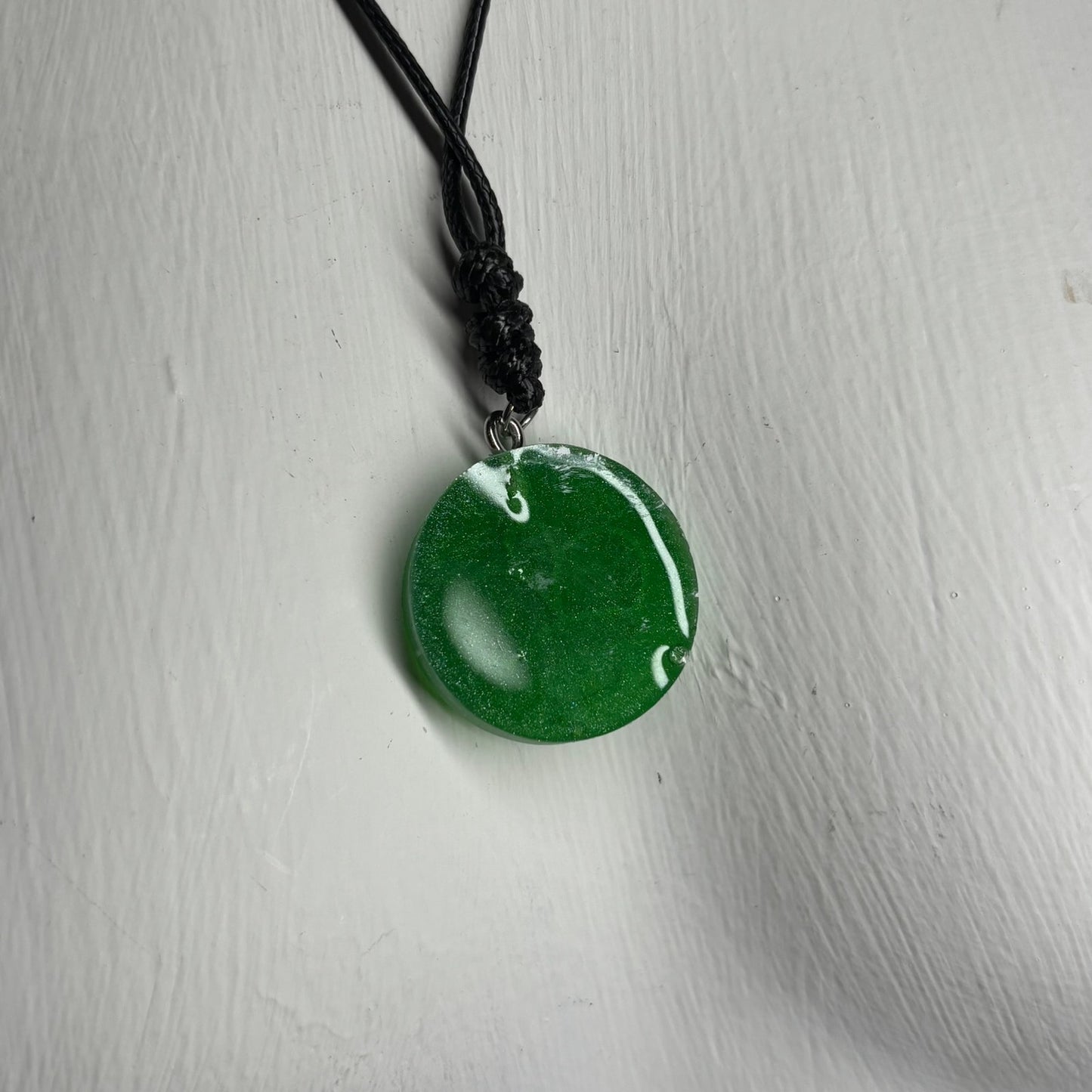 Mint Green King - Handmade Resin Chess Necklace - Flat Edition