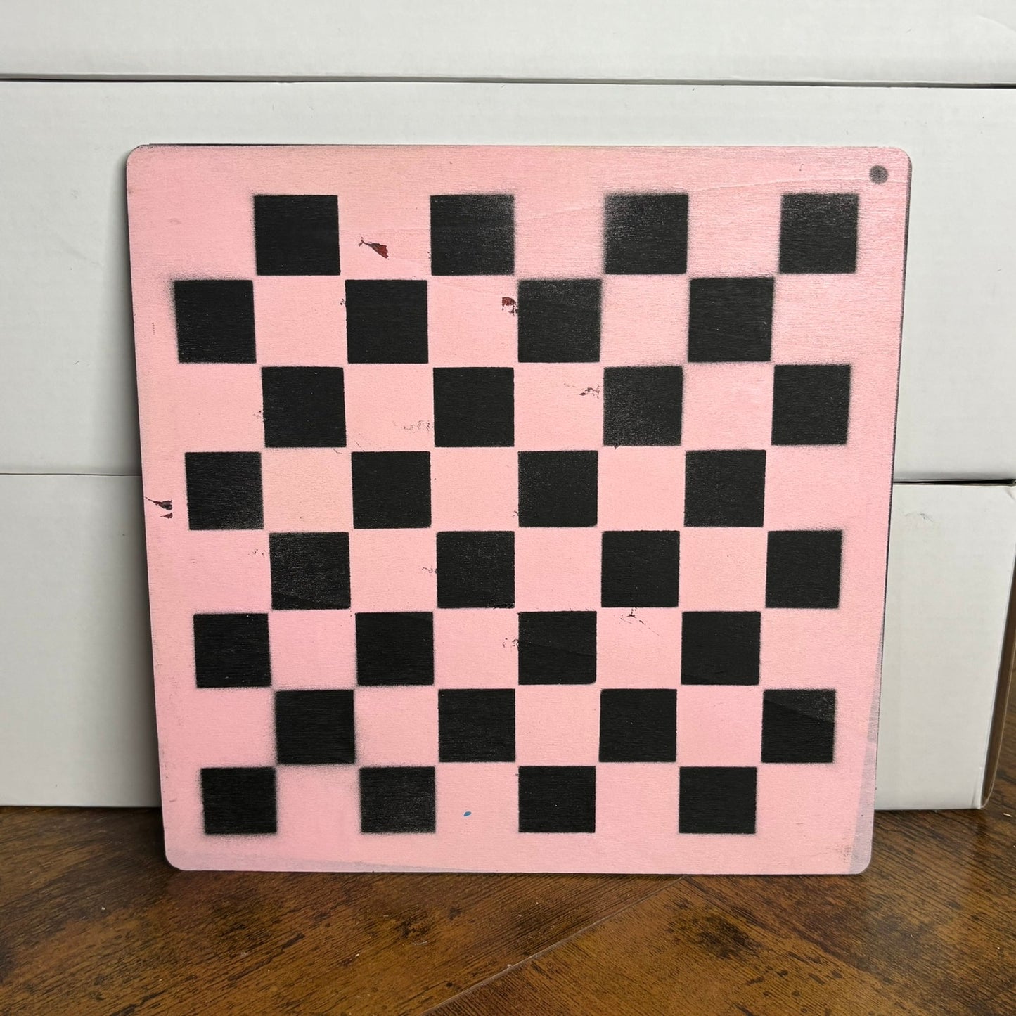 Pink & Black - Painted Thin Wooden Chess Board