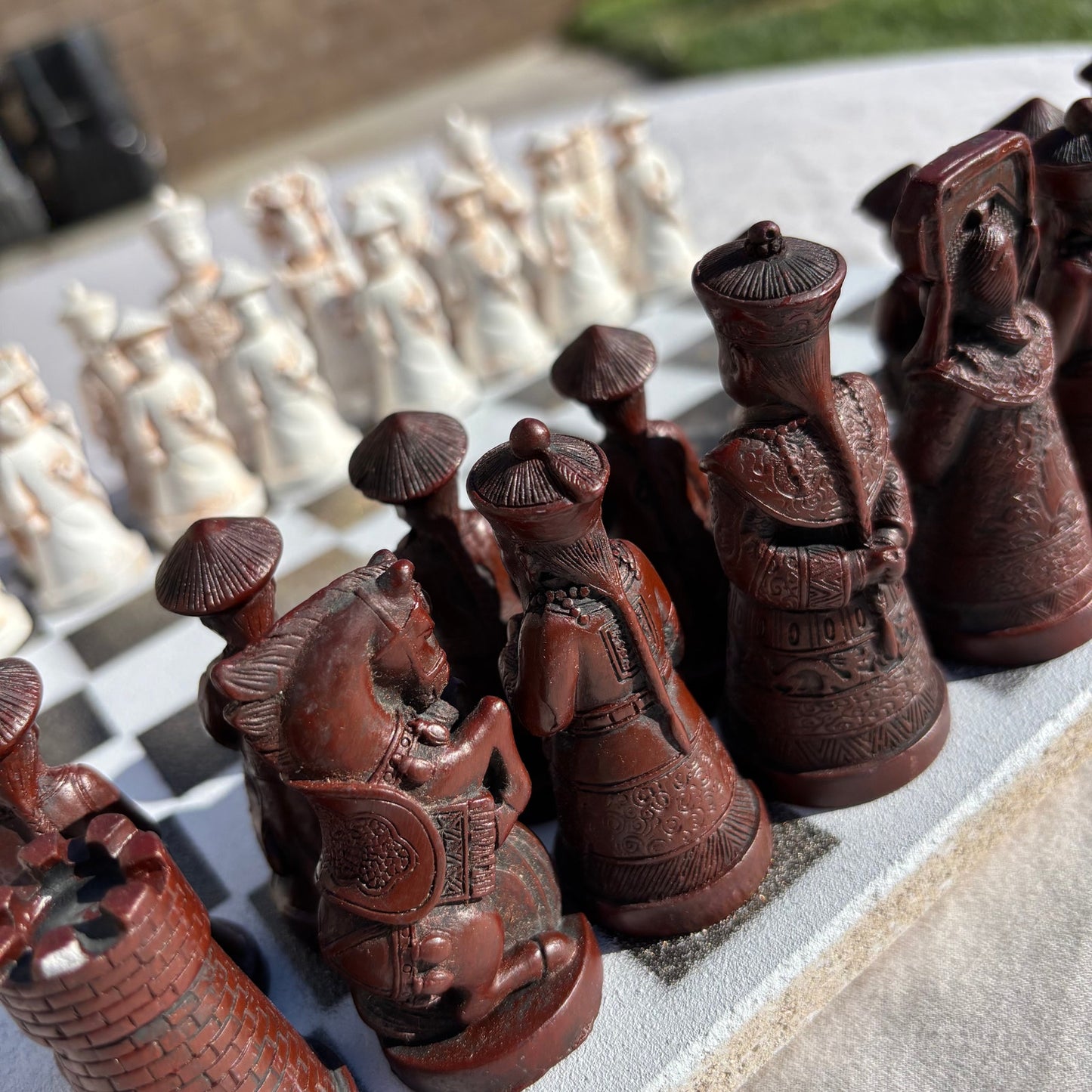 White & Black Gold Hue - Chinese Edition Chess Set