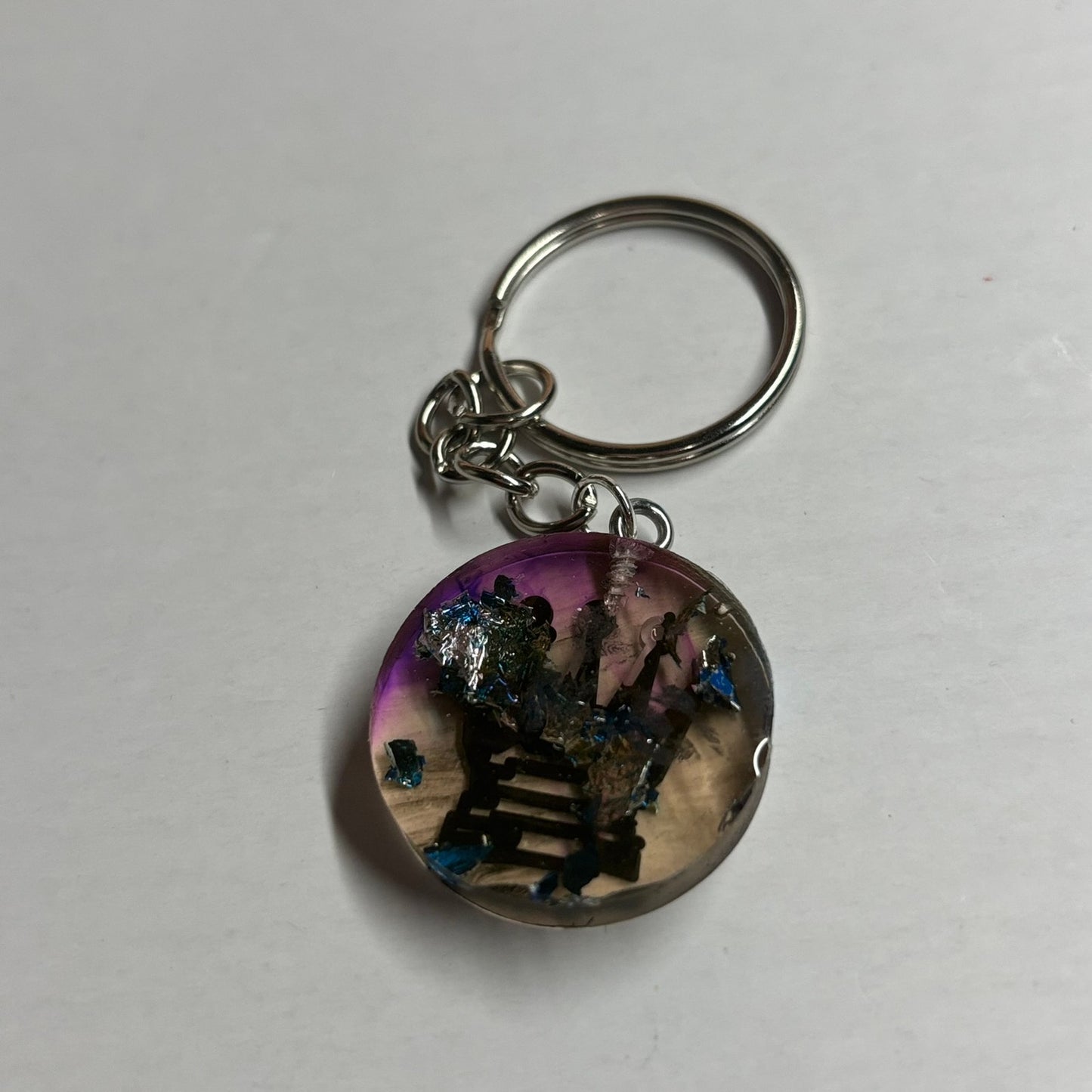 Cream Purple Queen - Handmade Resin Keychain
